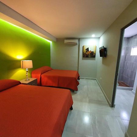 Hotel Hc Express Монтерей Екстериор снимка