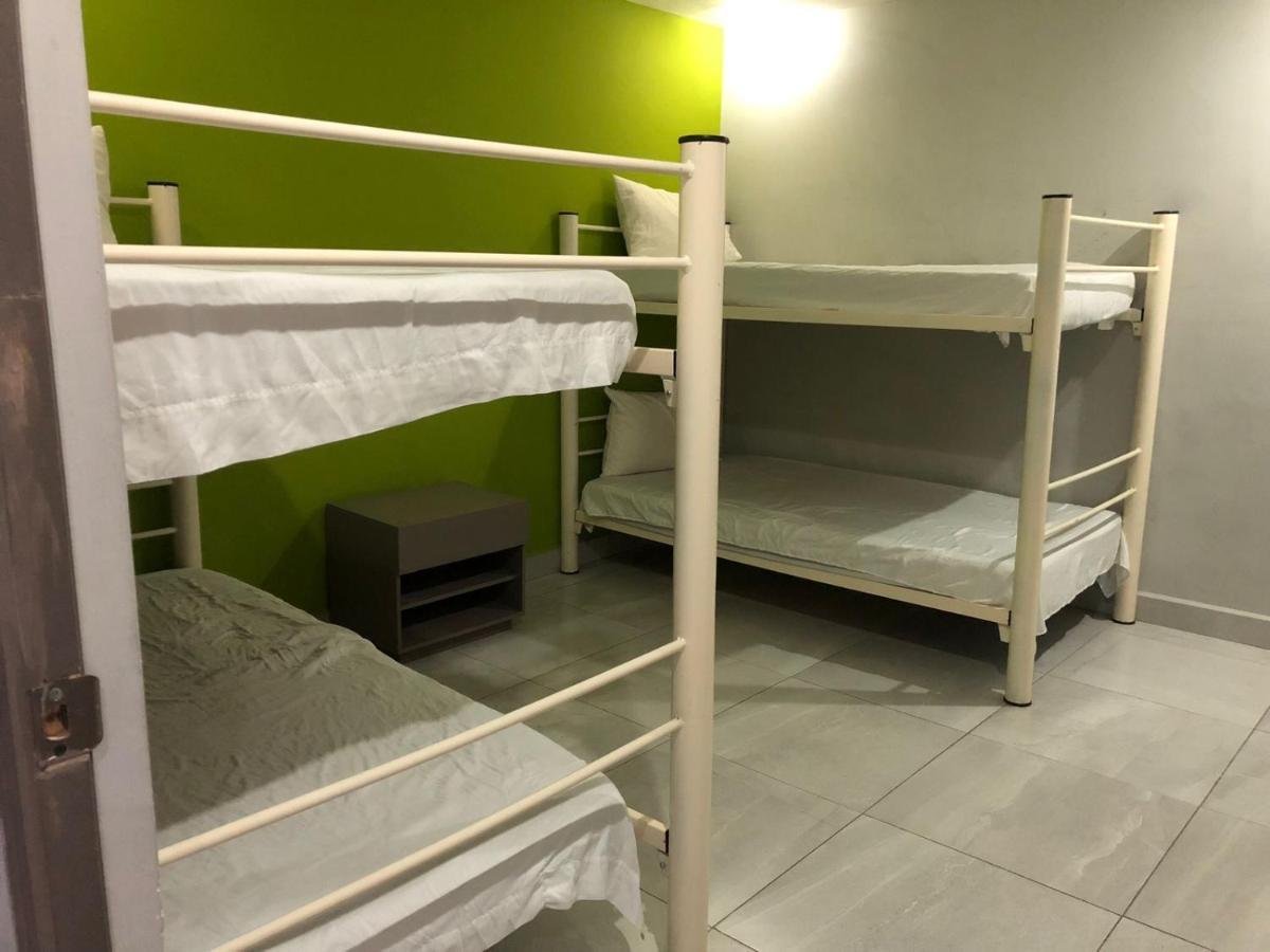 Hotel Hc Express Монтерей Екстериор снимка