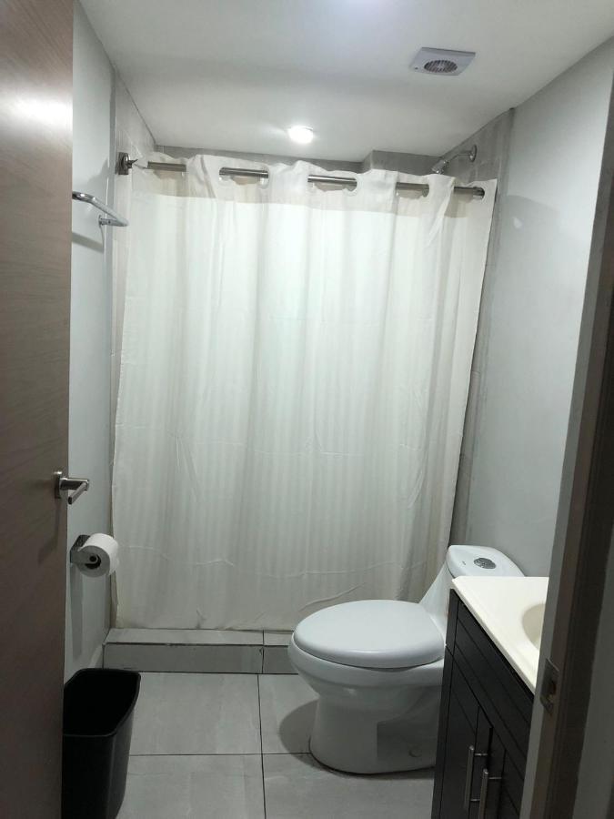 Hotel Hc Express Монтерей Екстериор снимка