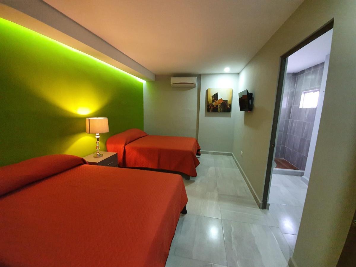 Hotel Hc Express Монтерей Екстериор снимка